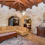 Casa Soleada * Gaitani